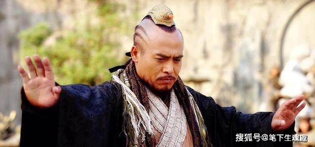 在大胜关要夺取中原武林盟主之位,两位弟子霍都和达尔巴先后败在杨过