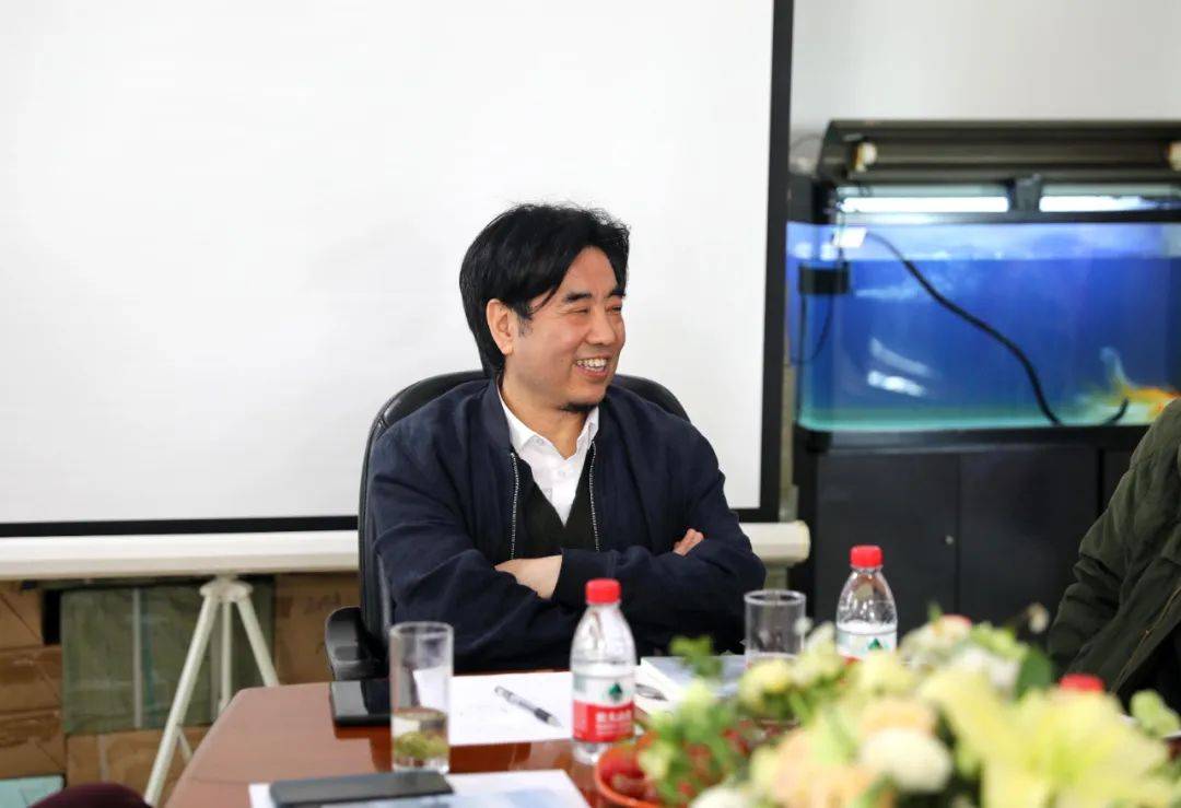 韩万 来自搜狐网