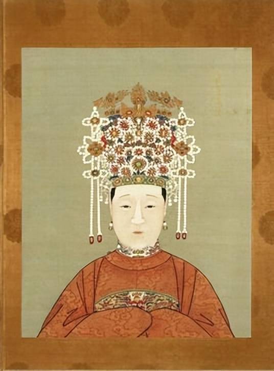 王氏进封为恭妃;同年八月,王氏不负众望生下皇长子朱常洛