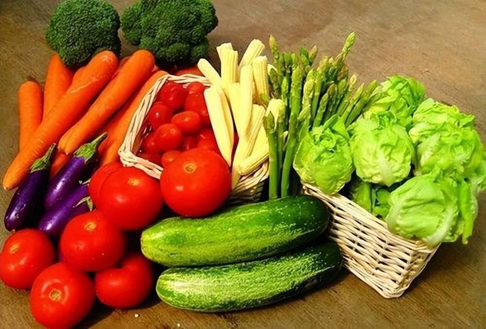 孩子不愛吃蔬菜,可以多吃點水果來代替嗎？專家表示：互換不可取