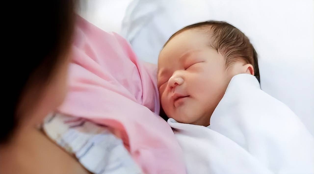 哺乳期几个常见问题或许你正经历,把握好,新手妈妈也能从容带娃
