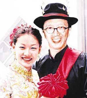 梁锦松:香港"财神爷",二婚娶小26岁伏明霞,与妻子