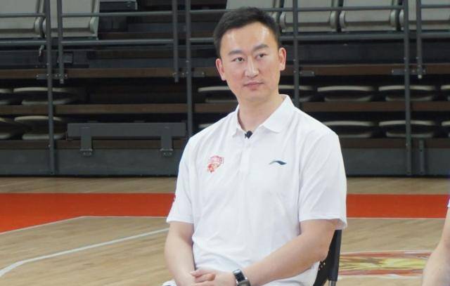 或全华班出战新赛季,拉科塞维奇面临被交易_嘉豪_外援