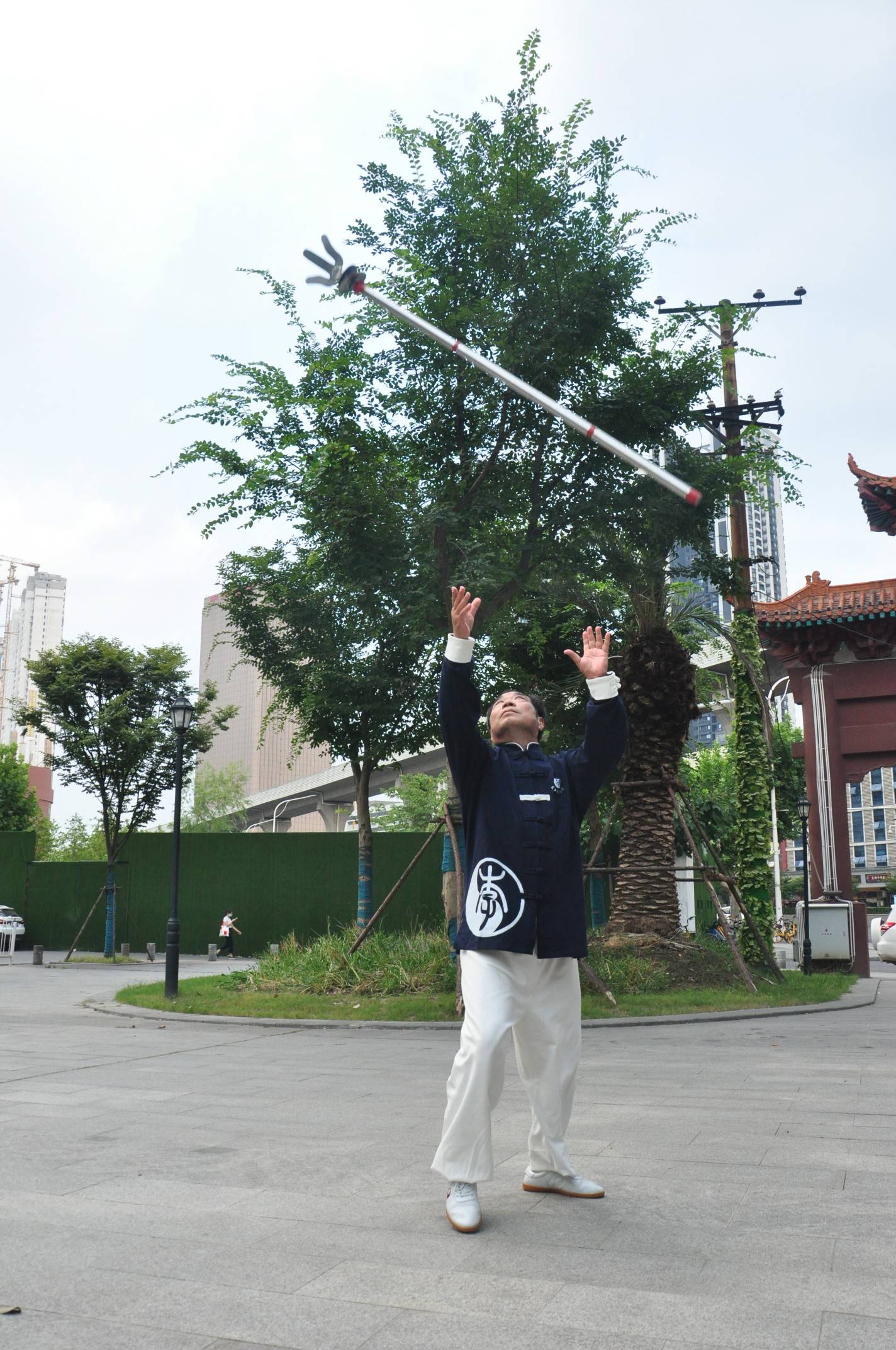 湖北汉川市级非遗传人左维华希望将熊门武狮与熊门镗叉绝技发扬光大