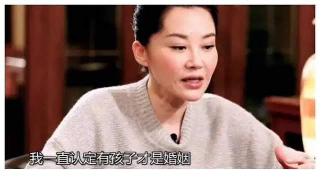 颜值巅峰时没生下一儿半女,如今年过50岁的她们,终究