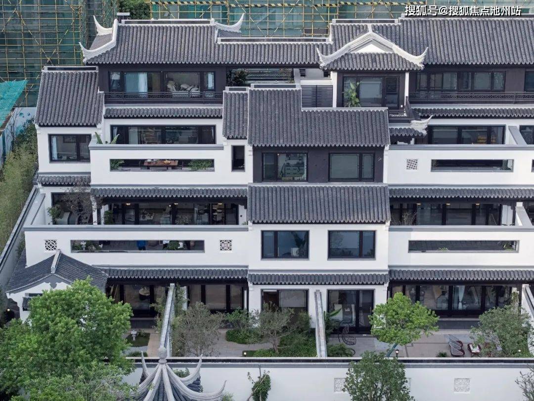 海口绿城桃李春风三期陶然里售楼处电话4001001299转5555备案价24小时