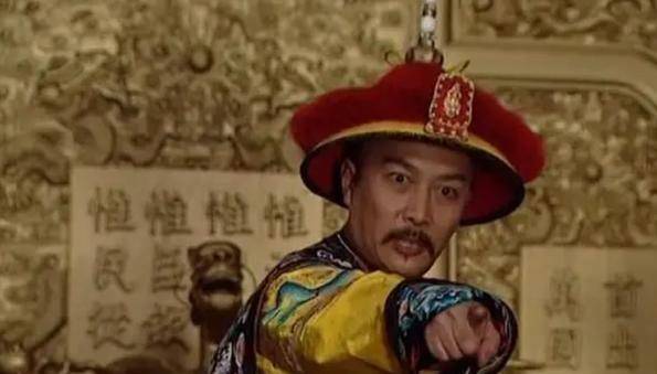 属的佐领就被划拨到了新晋封的雍亲王名下,从此,雍正与年羹尧也就形成