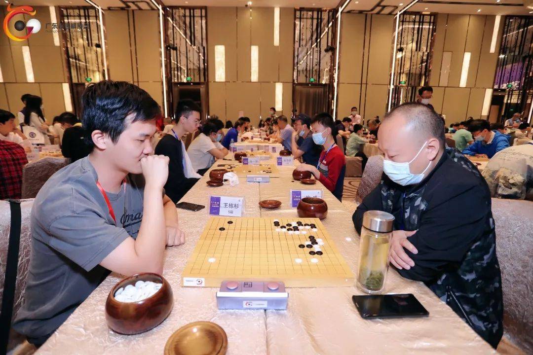 唯一高校队伍深北莫围棋代表队出战金兆棋院杯第四届广东省围棋联赛