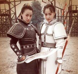 也参演了一些电视剧,《隋唐英雄》里面尉迟恭的黑白夫人就是他们两个