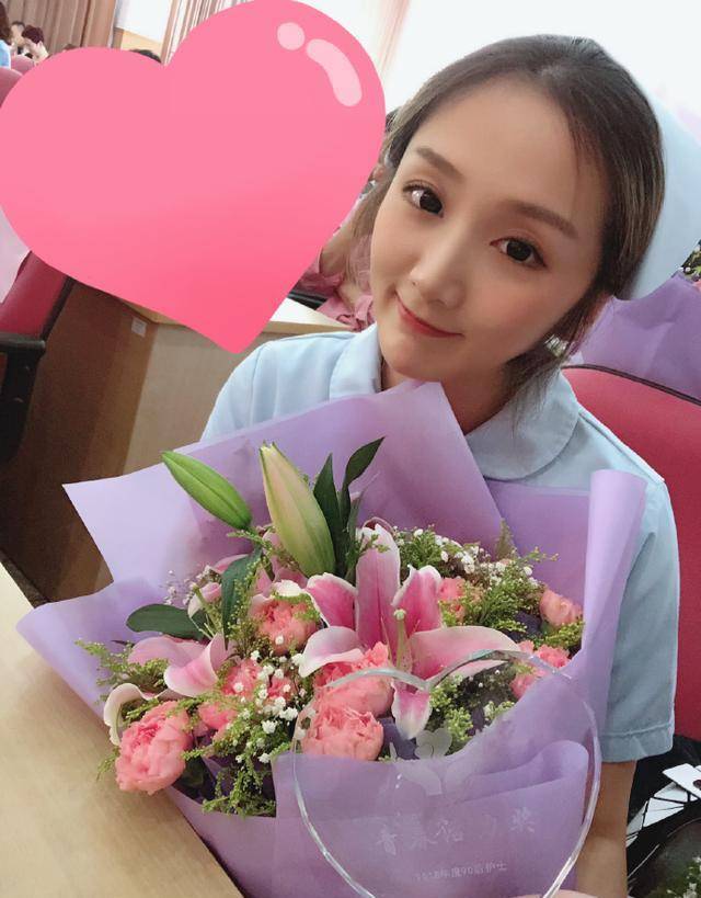 知名女团成员主业竟然是护士,白天上班晚上公演,兼职做偶像_陈佳莹