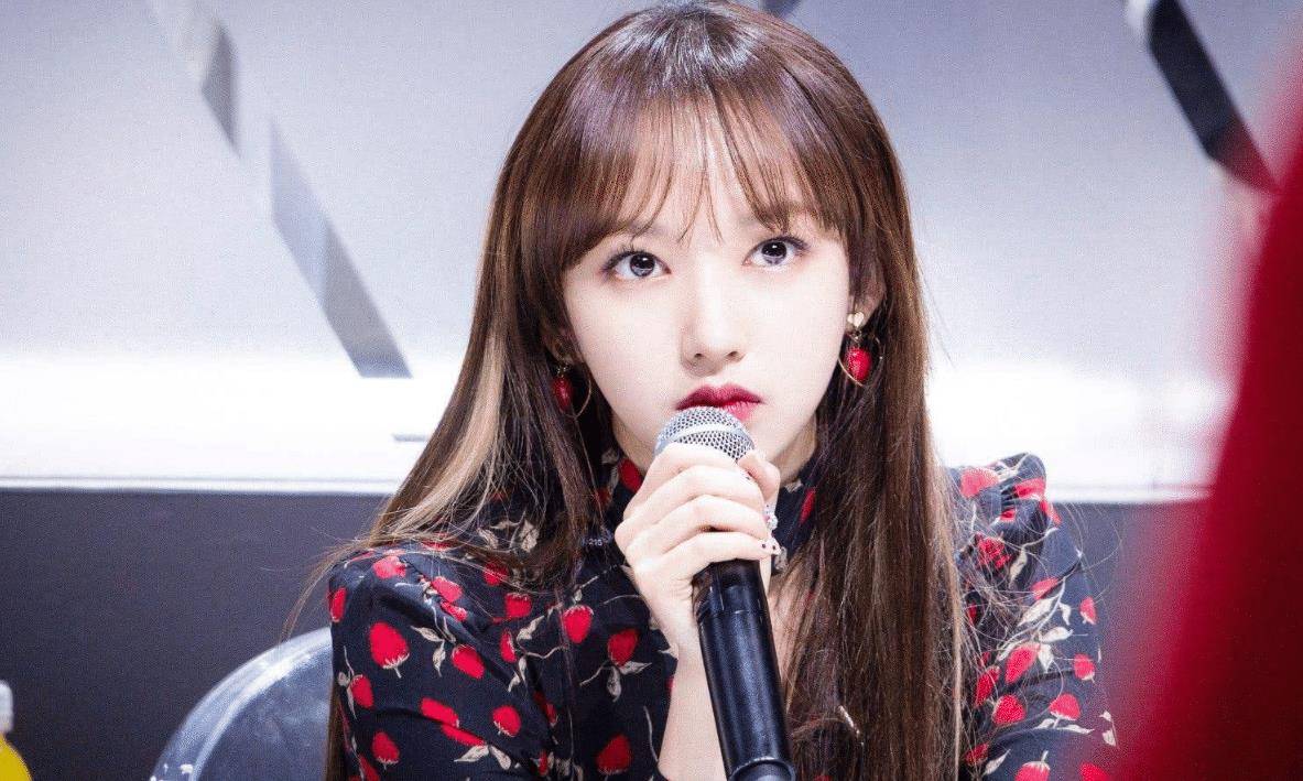 本以为程潇已经够美了,当看到她的亲妹妹后,才知道