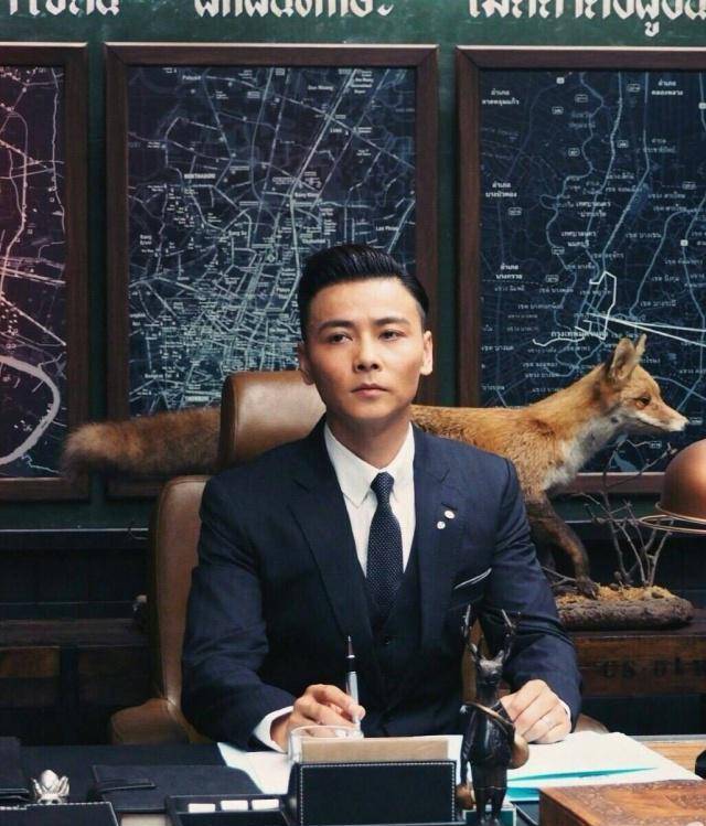 原创张晋曾是贾静雯的武替看到他的女装照蔡少芬还会夸老公帅吗