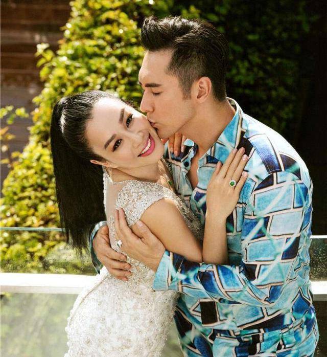 原创蔡少芬喜得3胎张伦硕又发飙明星夫妻上热搜为何差距这么大