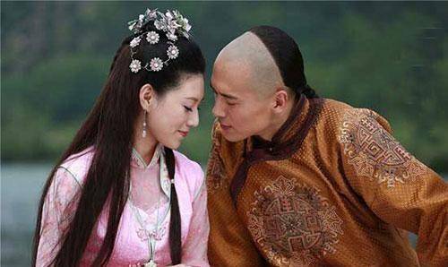揭秘董鄂妃身世之谜:1是名妓董小宛-2是博果尔妻子-3是鄂硕之女_顺治