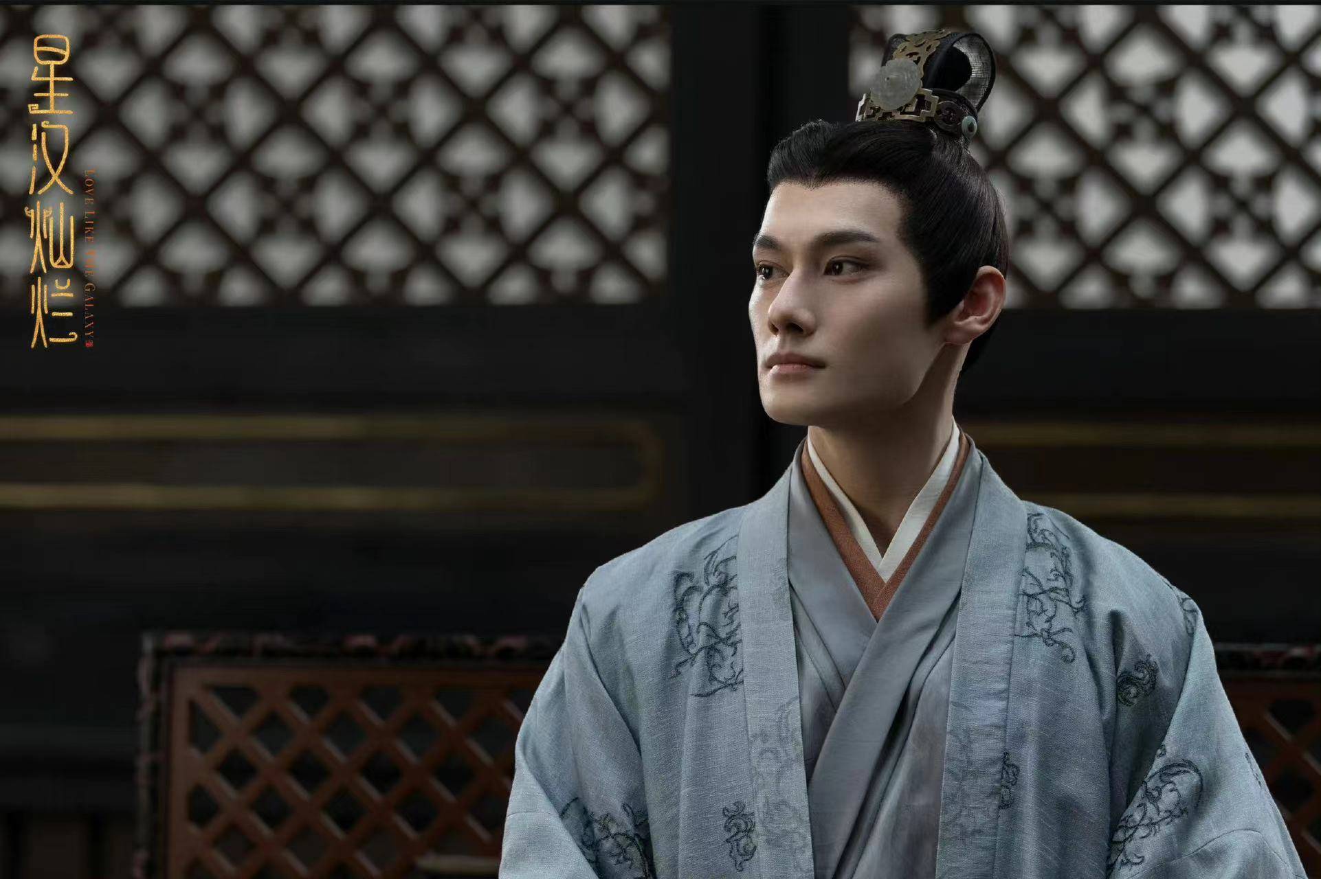 明明是同一个人,演完《陈情令,又演《星汉灿烂,差点认不出_王卓成