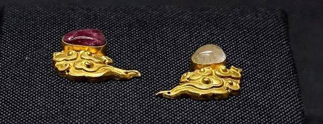 东家app:文物里,藏着多少"至死不渝"的爱情?_金钗_选手_苏州博物馆