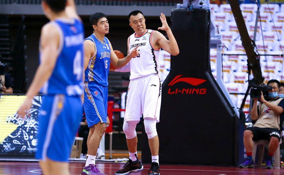辽宁队最稳定球员是他!33岁韩德君统治内线:命中率第2