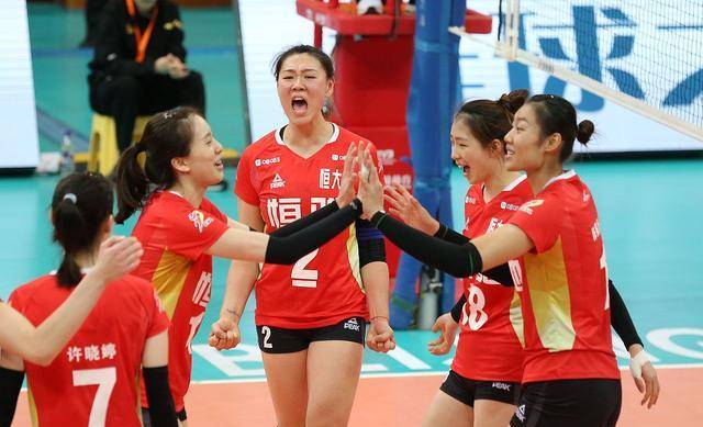 兵不血刃！中国女排3-0横扫泰国女排获得世联赛第二场成功