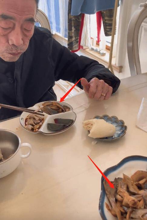 梦见儿子会用筷子吃饭，寓意成长与家庭和谐的温馨预兆