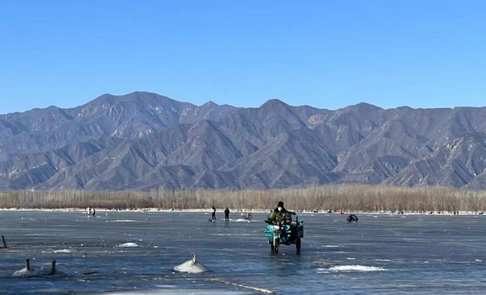 京郊小洱海？别被网红忽悠，那些地儿不克不及滑野冰！