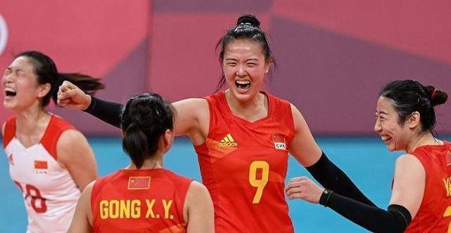 CCTV5曲播：中国女排VS意大利女排，蔡斌婉言靠一名冠军球员！
