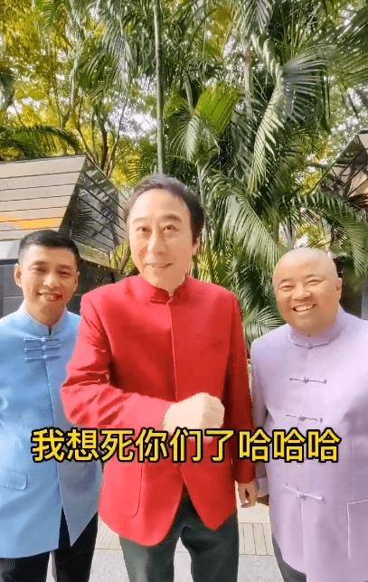 冯巩为何分开相声界？两个同伴，一个懊悔半生，一个不竭折腾