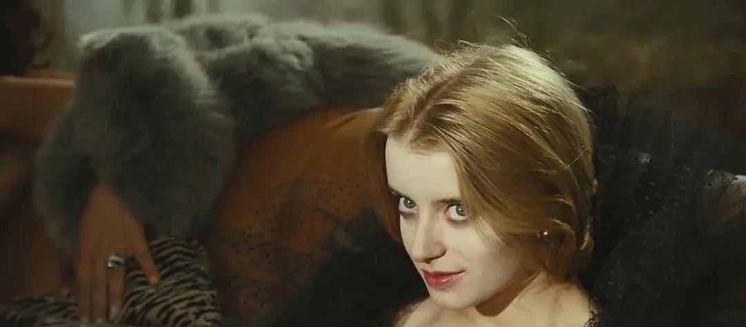 �����岿�����С�ڵ�Ӱ��Ů����ֵ���ߣ�����͵͵��