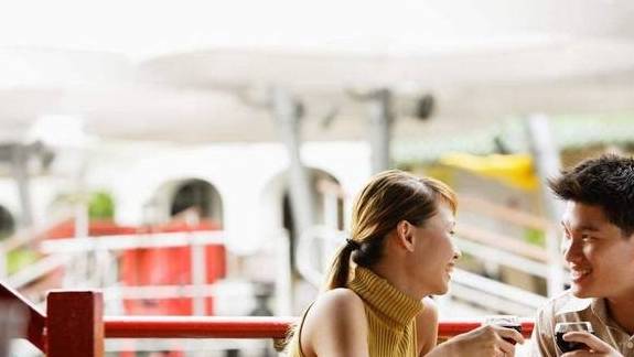 原创
第一次跟相亲对象见面,注意这些点,助你有段好姻缘 原创
第一次跟相亲对象见面,注意这些点,助你有段好姻缘