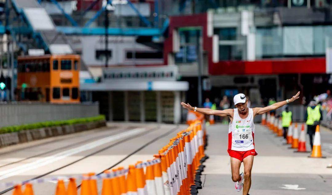 “全亚洲最虐”港马本周开跑，内地跑者若何做筹办？