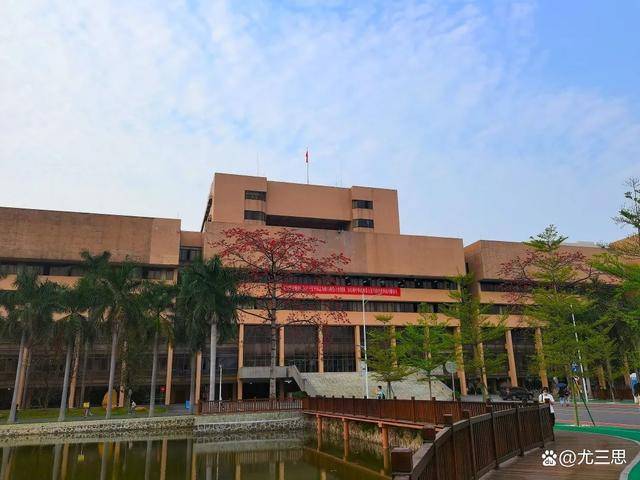 im体育五邑大学：位于侨乡江门的一所公院校工学专业占比超45%(图2)