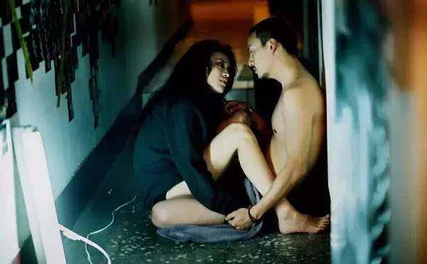 ��ŦԼʱ���������ı�����25�ѵ�Ӱ����4����Ȼ��һ������Ƭ ...