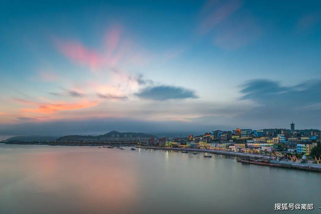 浙江最不克不及错过的城市！不要再只说她有钱了！仙山秀水，奇瀑列岛