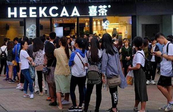 光彩照人的奶茶店C位米乐M6 M6米乐门头制作工艺秘诀(图2)