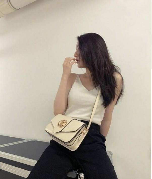 Lv�����¶�������Ʒ������������������������ֲ�����