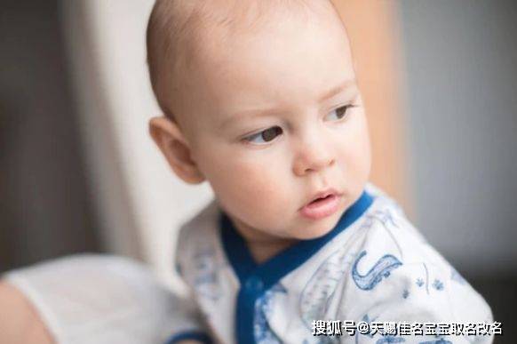 2023兔年男宝宝取名起名字大全：沉稳霸气的男孩名字
