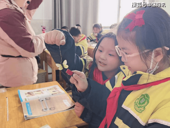 息县第十一小学南校区科学教研活动