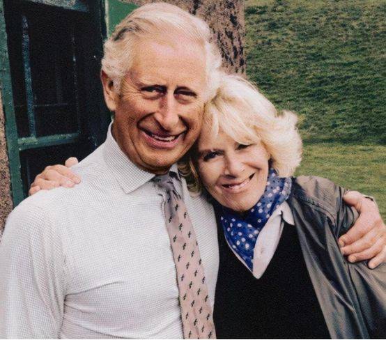 ���˹���㳦�֣�����3ö��ָ��Сָһֱ�����Ŵ����Ƚ��� ...