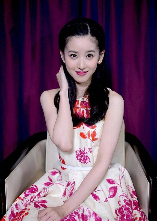 从标签到人设被屡传婚变的奶茶不过是在豪门婚姻中活出自我而已米乐M6 M6米乐(图2)