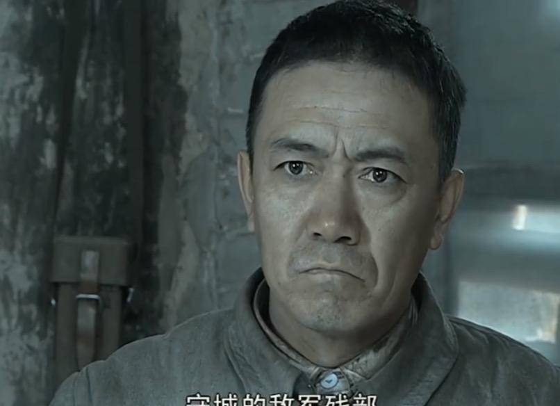 亮剑：若论资历战功，李云龙至少也是中将，为何最后只是少将军衔