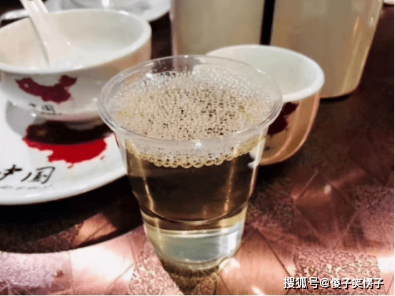 5块钱一斤的散酒敢喝吗？里手：能喝是能喝，但那3个风险你得领会