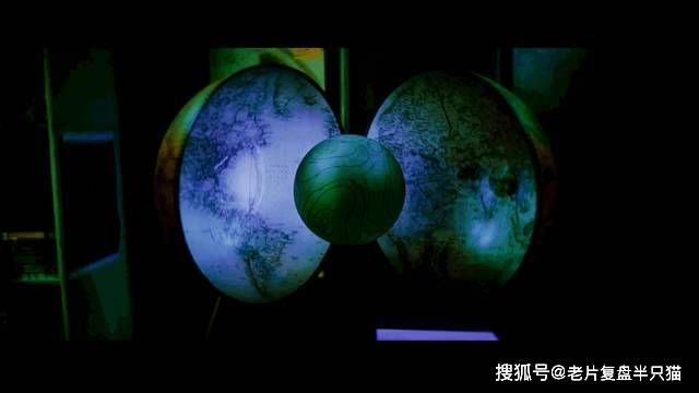 【地心世界】为什么有光？怪兽宇宙“空心地球”详解