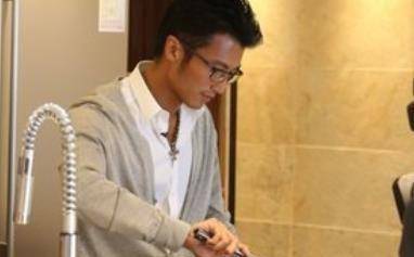 �Ű�֥����ӳ����ˣ���ͷ���ֻ�����Į����ֱ����л����� ...