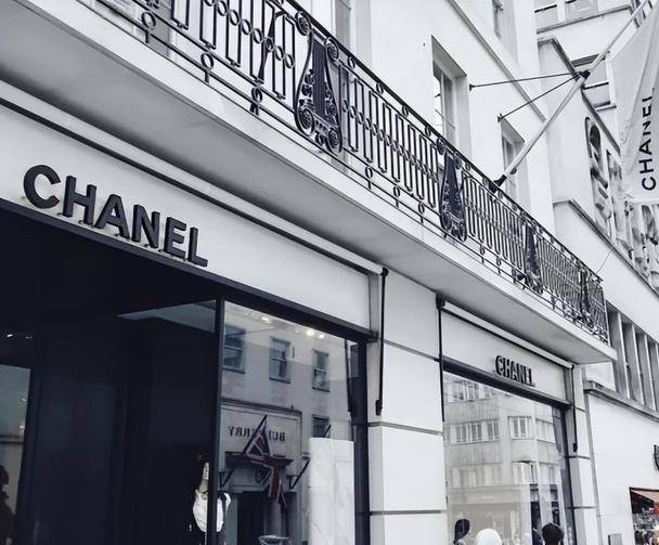 ����ȫ�򸻺��񣺡��ݳ�Ʒ֮�����׵������׸�����˹���˾ӵ� ...