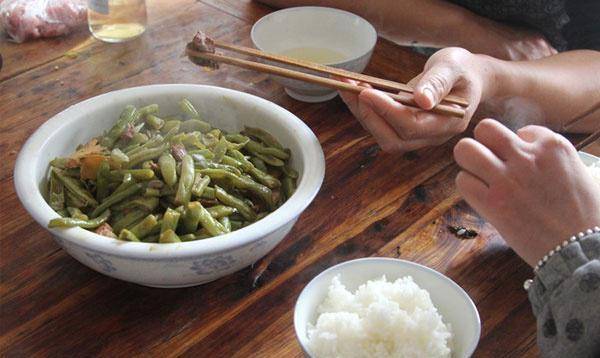 一日一餐，三十天后会有什么改动？难怪那位德国汉子不断对峙