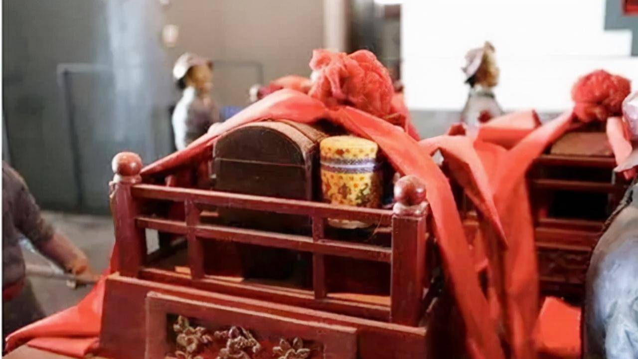 原创
            8旬尼姑绝食7日圆寂，曾参加抗美援朝，去世后“坐缸”3年
