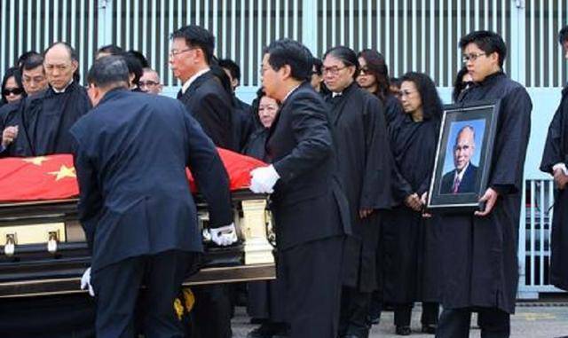 原创             香港富豪霍英东：港澳陆可以横着走，逝世享国葬待遇