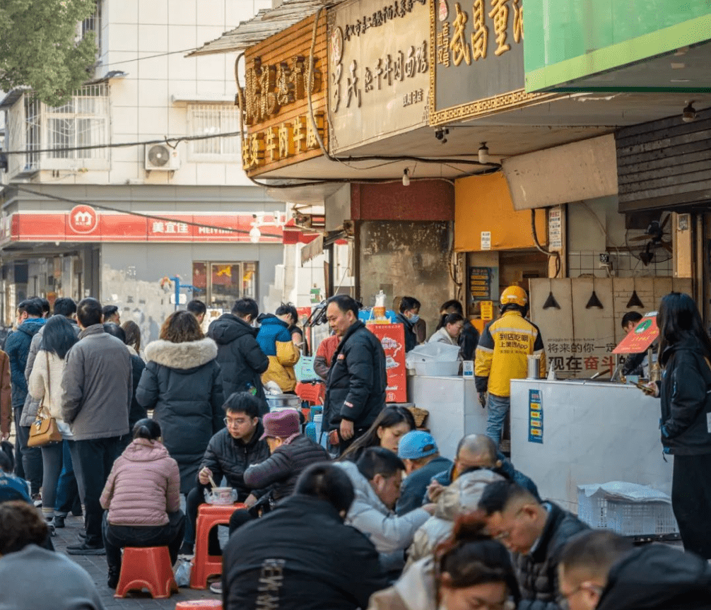 “黑马”武汉，凭什么反超杭州？| 城市贸易系列