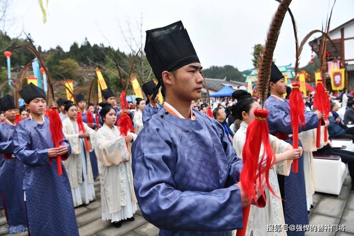 人们凡是会用成语“安土重迁”来表达什么生活形态？蚂蚁庄园今日谜底