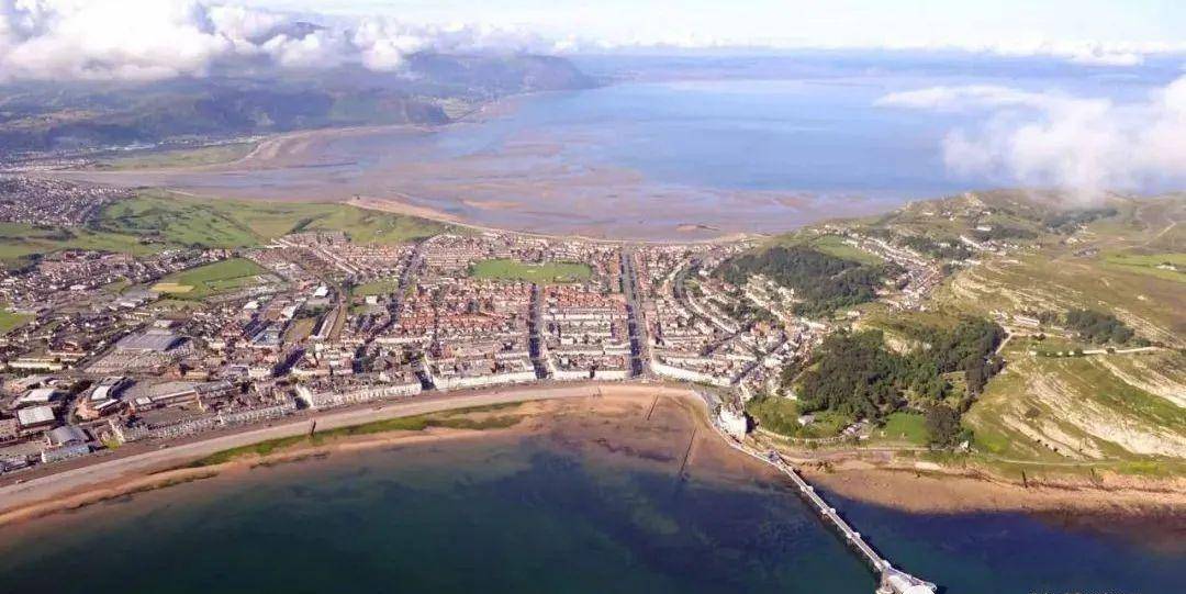 爱丽丝梦游仙境之旅 - 打卡兰迪德诺 (Llandudno)