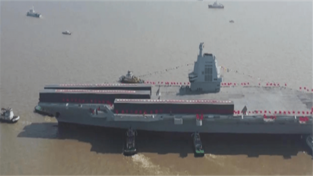 福建舰将下水，英媒酸了，称中国航母只是宣传品，下一秒被打脸